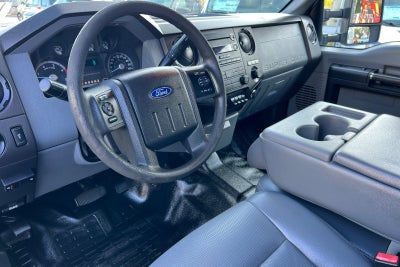 2016 Ford F-550SD XL Stakebed w/Lift