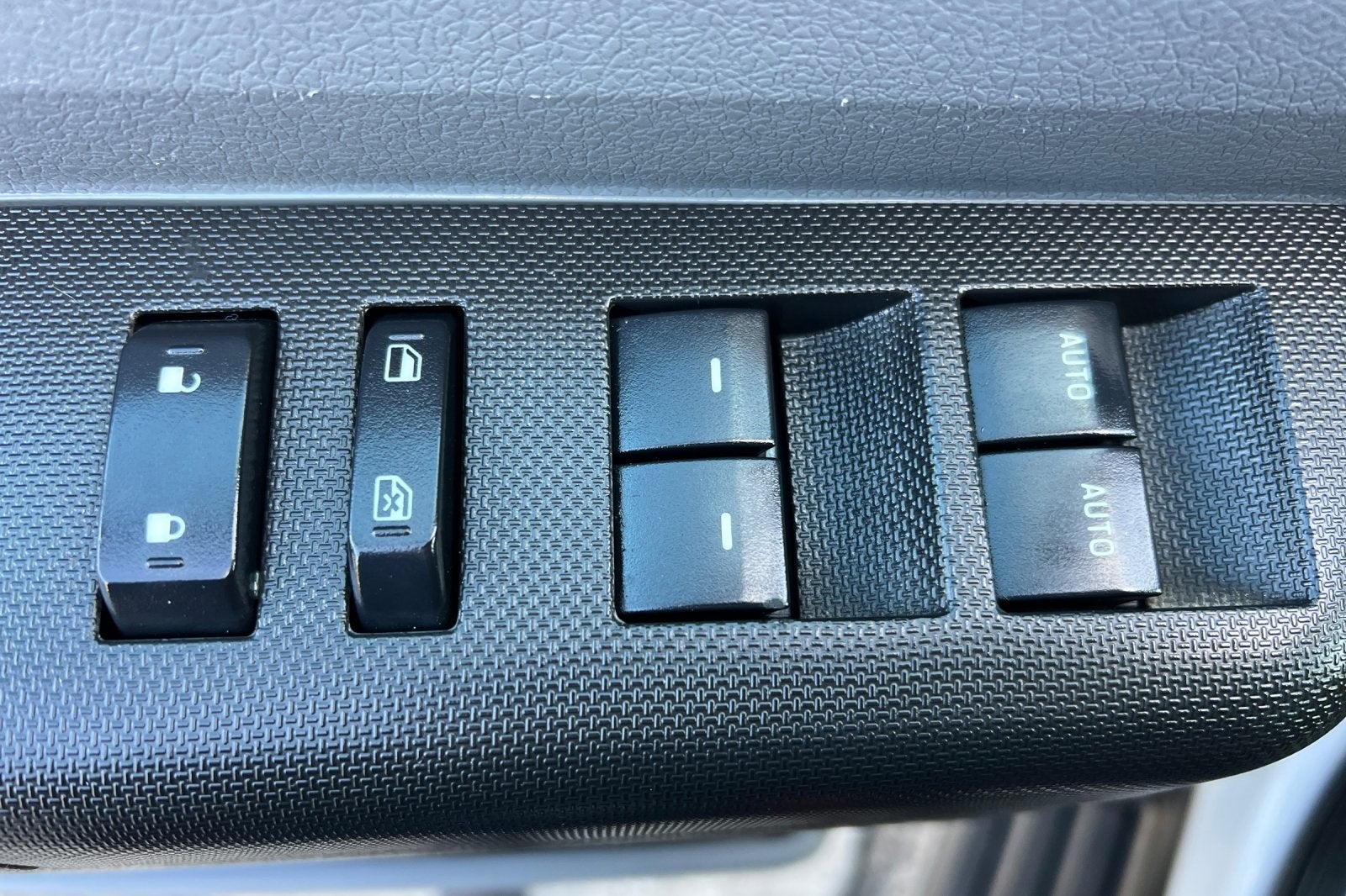 2016 Ford F-550SD XL Stakebed w/Lift