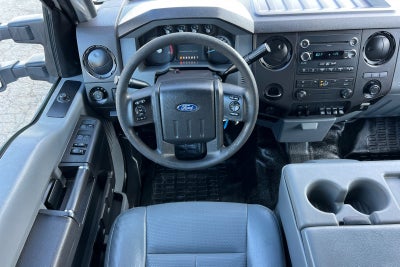 2016 Ford F-550SD XL Stakebed w/Lift