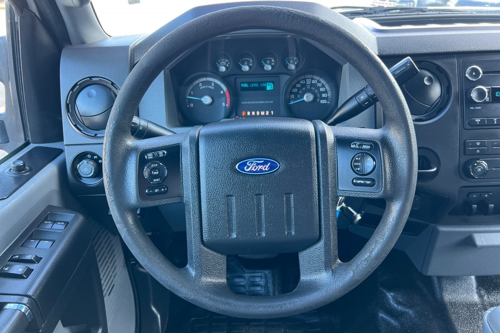 2016 Ford F-550SD XL Stakebed w/Lift