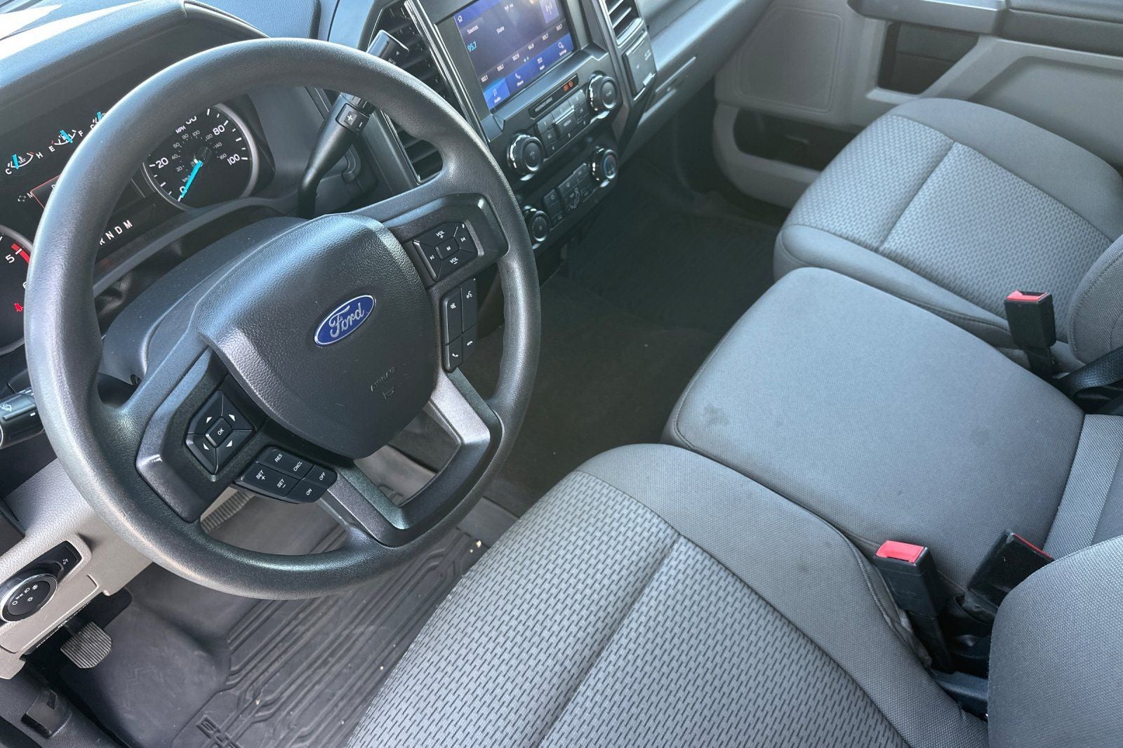 2022 Ford F-550SD XLT DRW