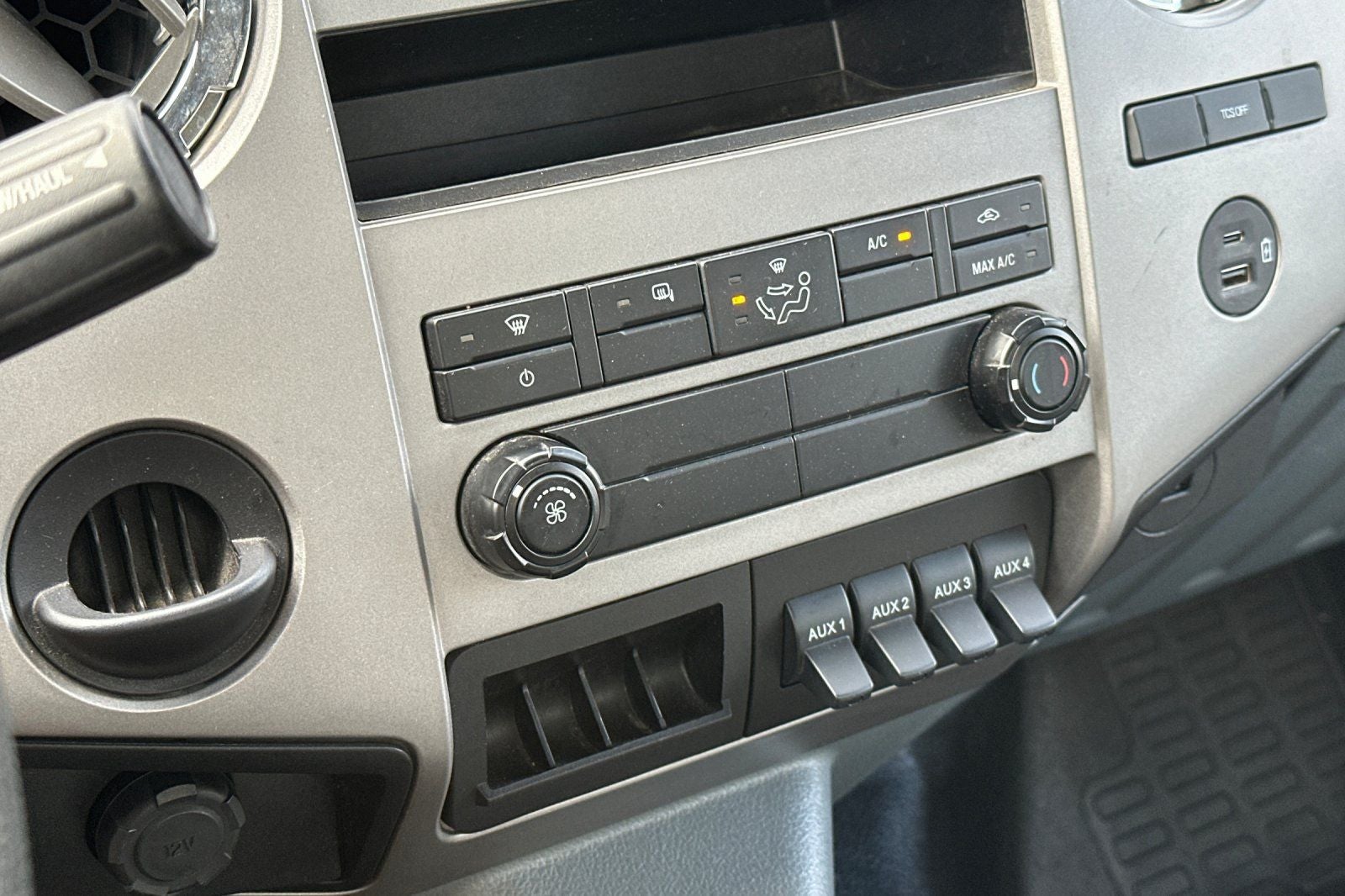2025 Ford F-650SD Base