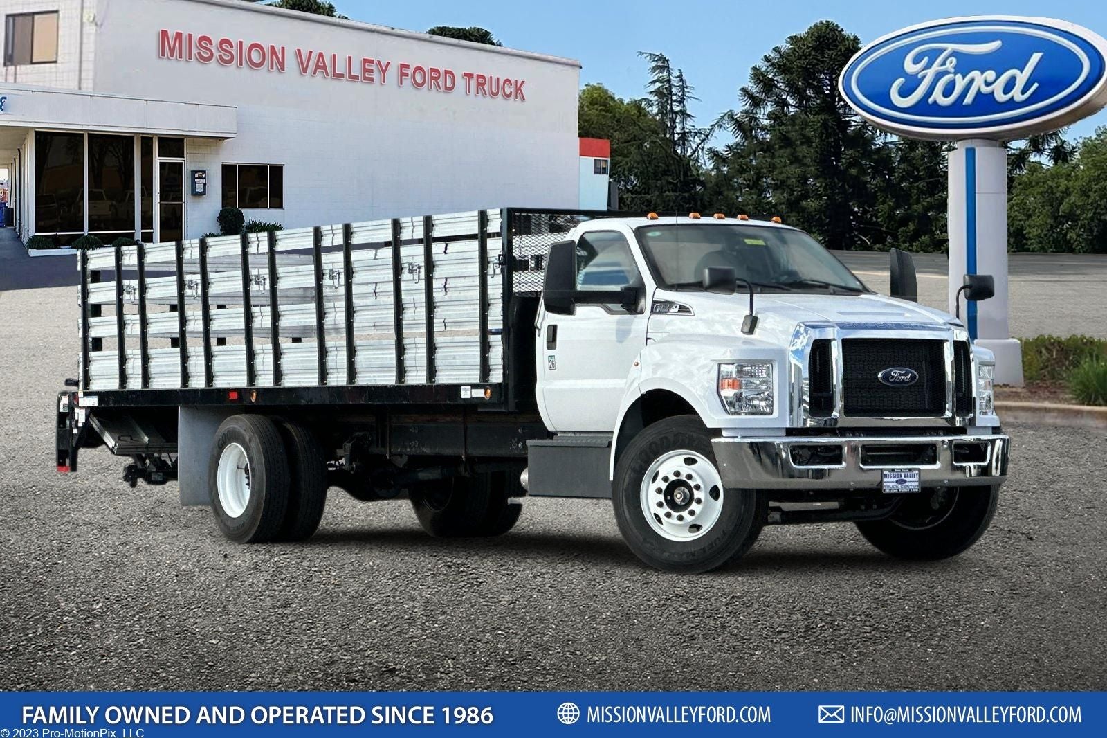 2025 Ford F-650SD Base