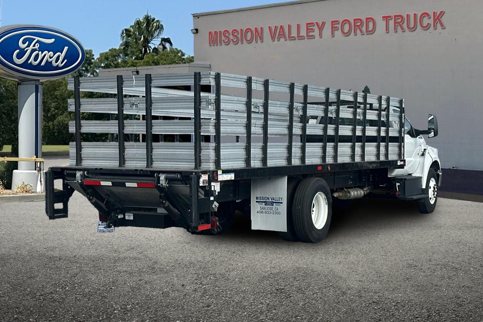 2025 Ford F-650SD Base