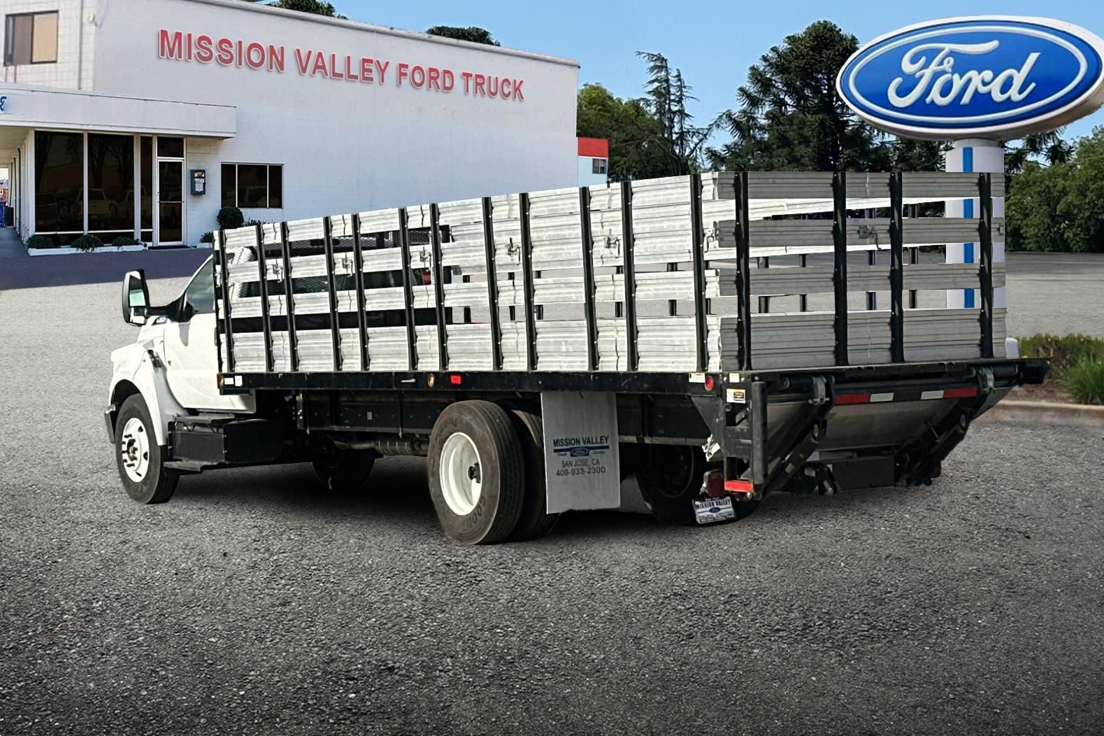 2025 Ford F-650SD Base