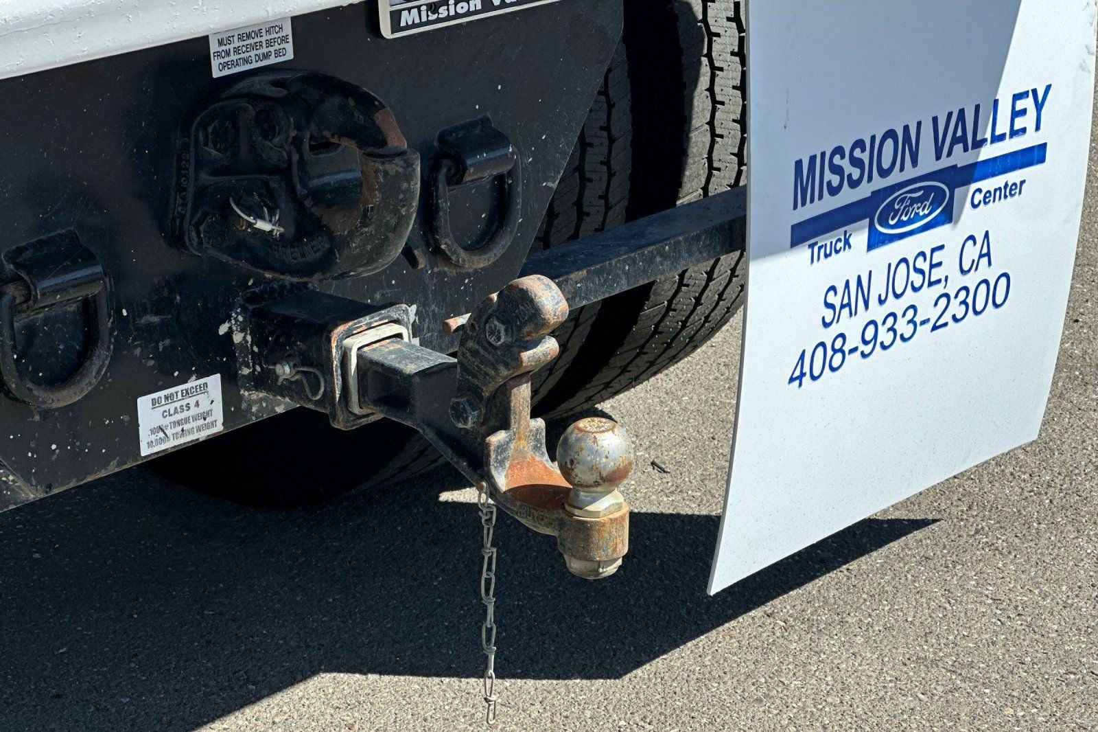 2023 Ford F-650SD Base