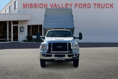 2023 Ford F-650SD Base