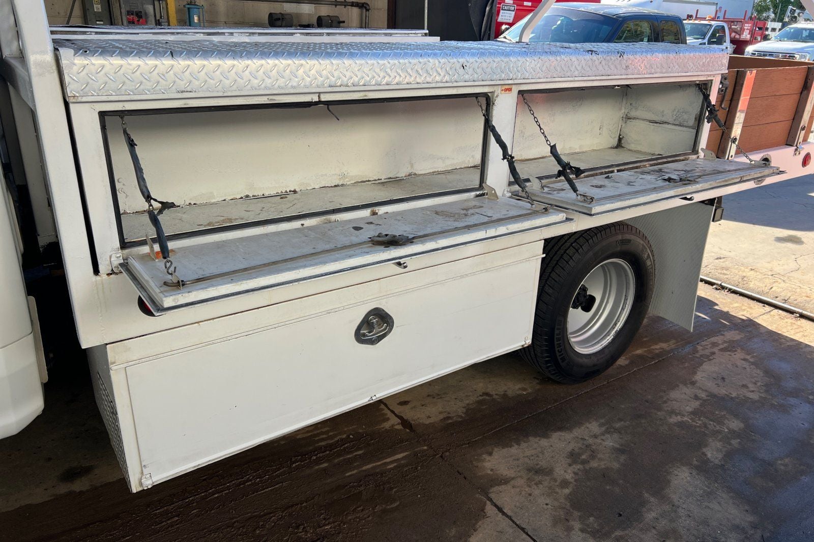 2020 Ford F-350SD XL Contractor Bed