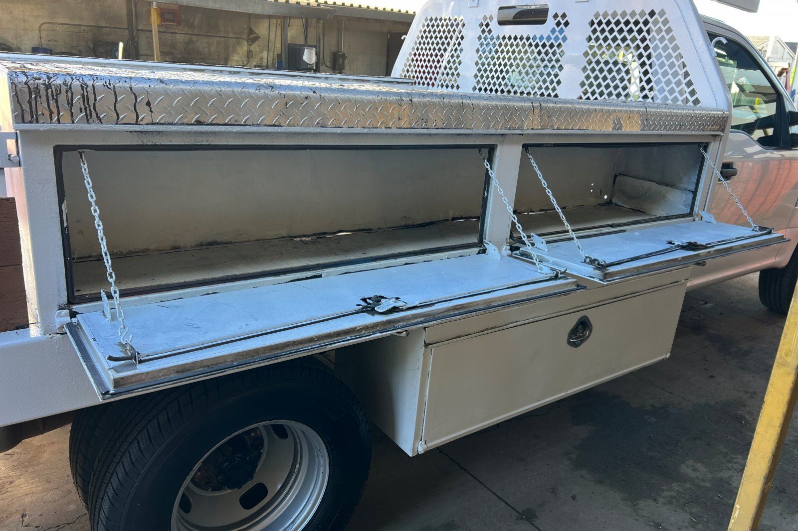 2020 Ford F-350SD XL Contractor Bed