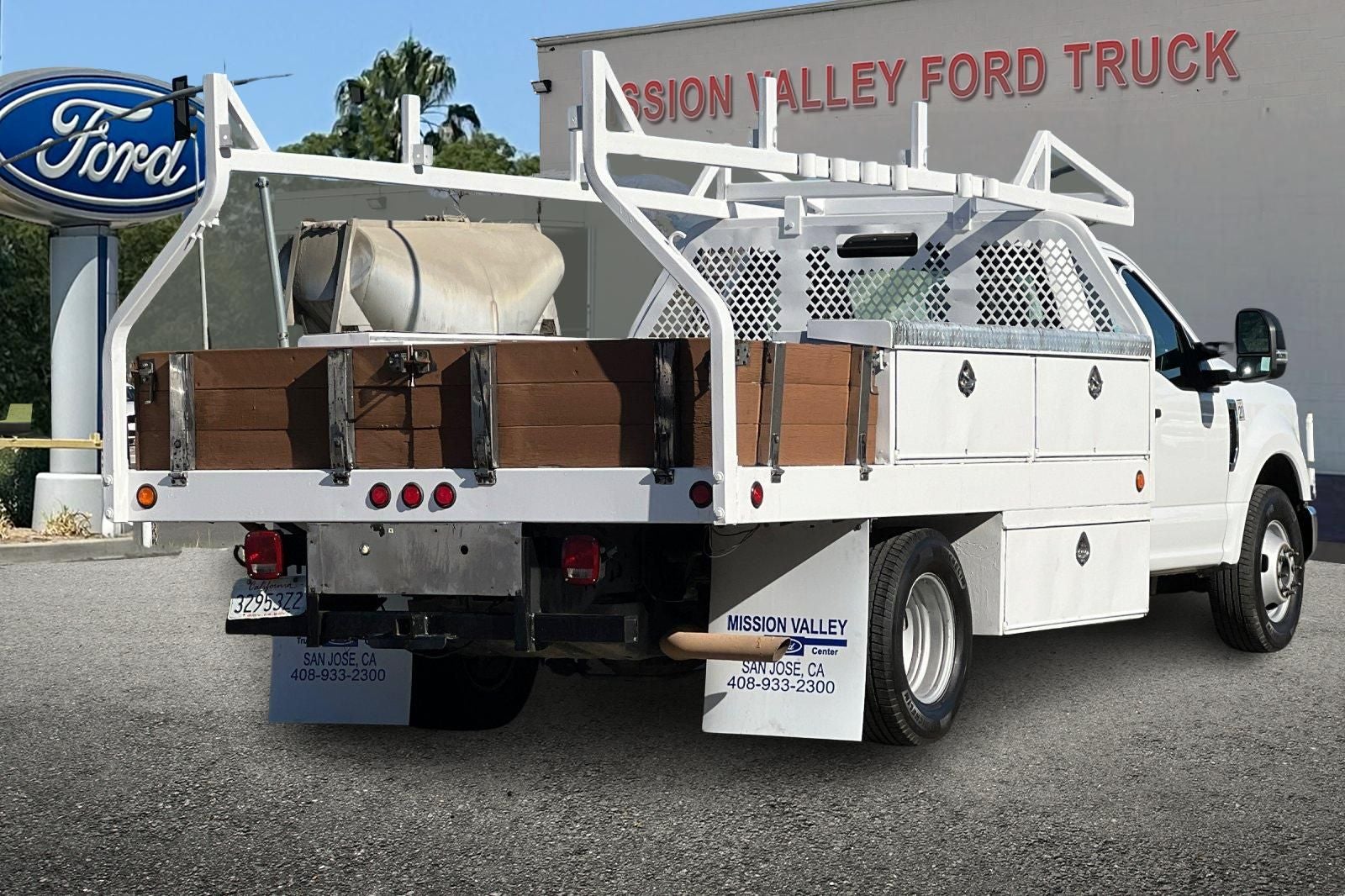 2020 Ford F-350SD XL Contractor Bed