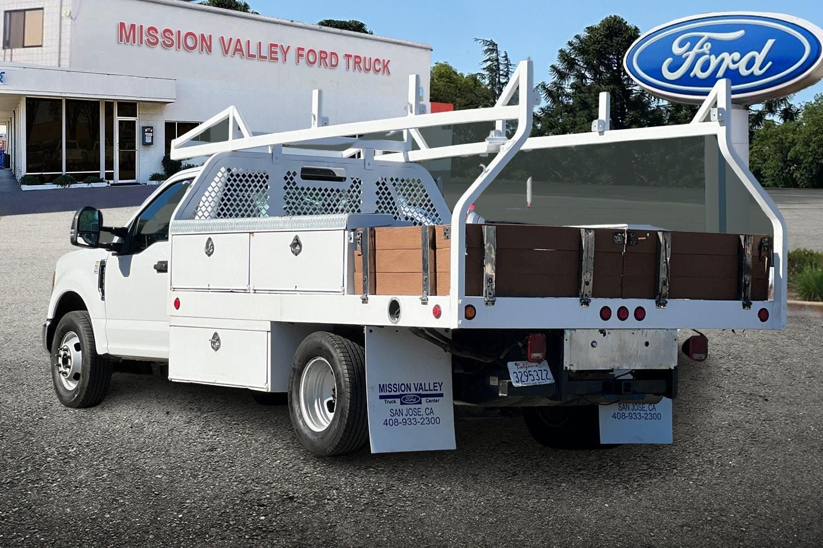 2020 Ford F-350SD XL Contractor Bed