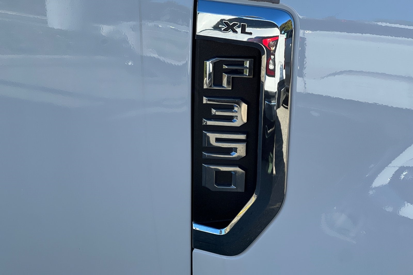 2019 Ford F-350SD Contractor Bed DRW