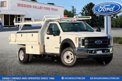 2017 Ford F-550SD XL Contractor Bed