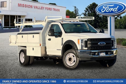 2017 Ford F-550SD XL Contractor Bed