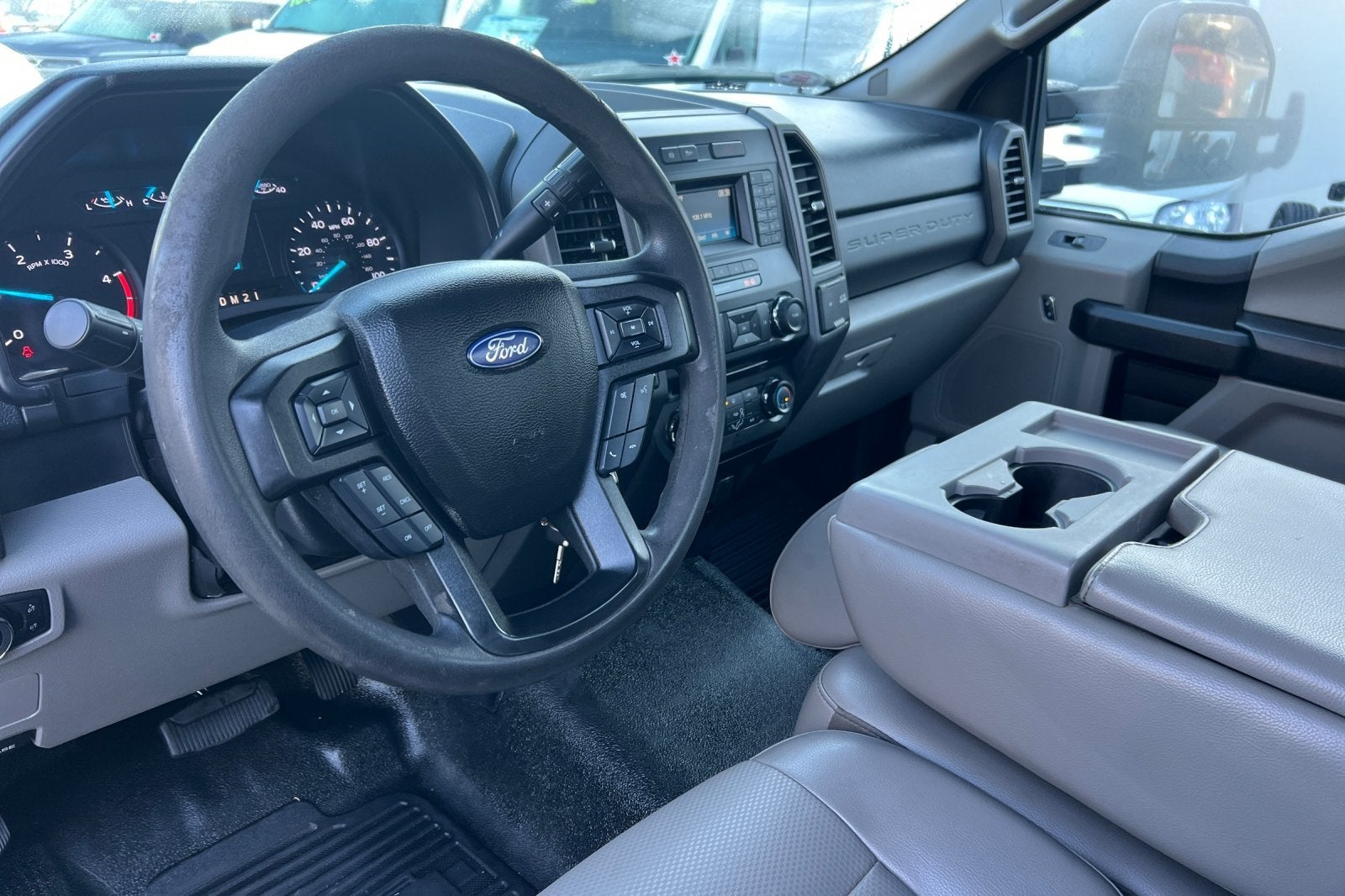 2017 Ford F-550SD XL Contractor Bed