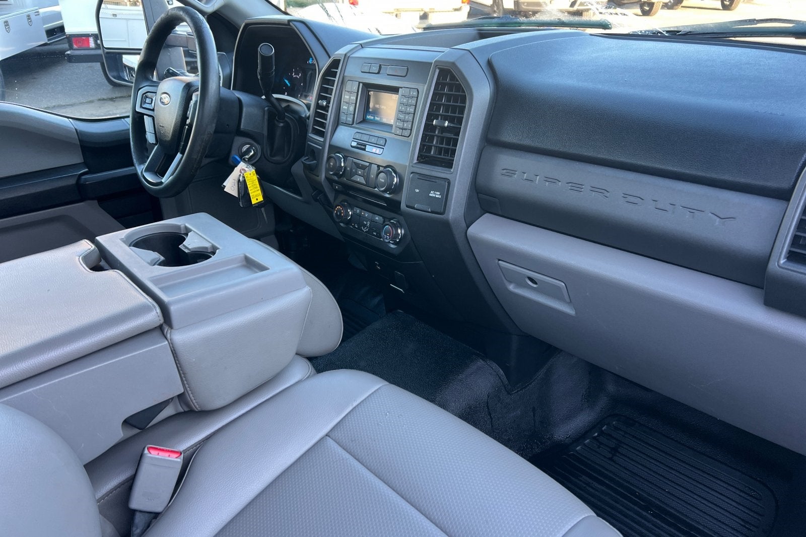 2017 Ford F-550SD XL Contractor Bed