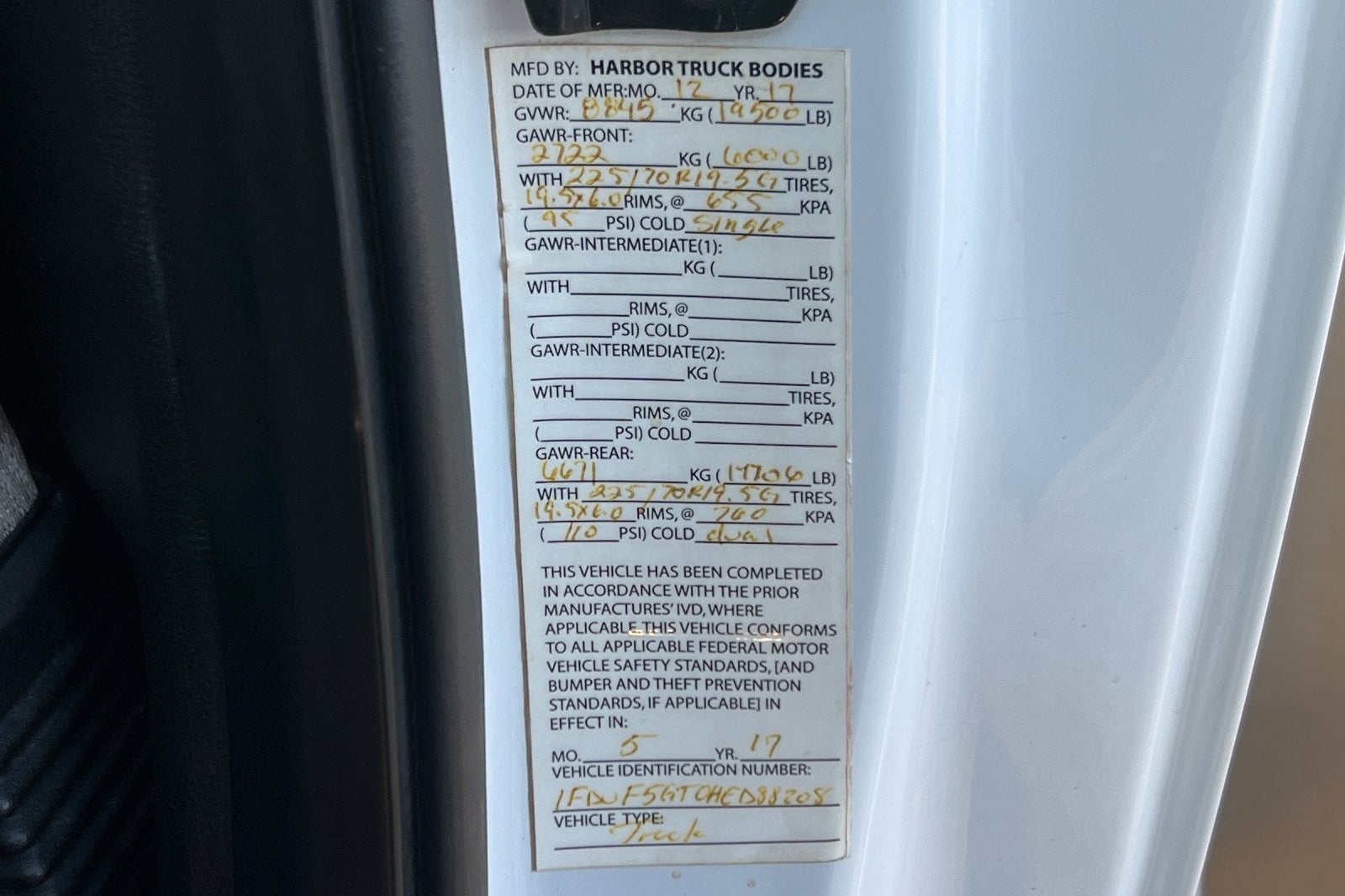 2017 Ford F-550SD XL Contractor Bed