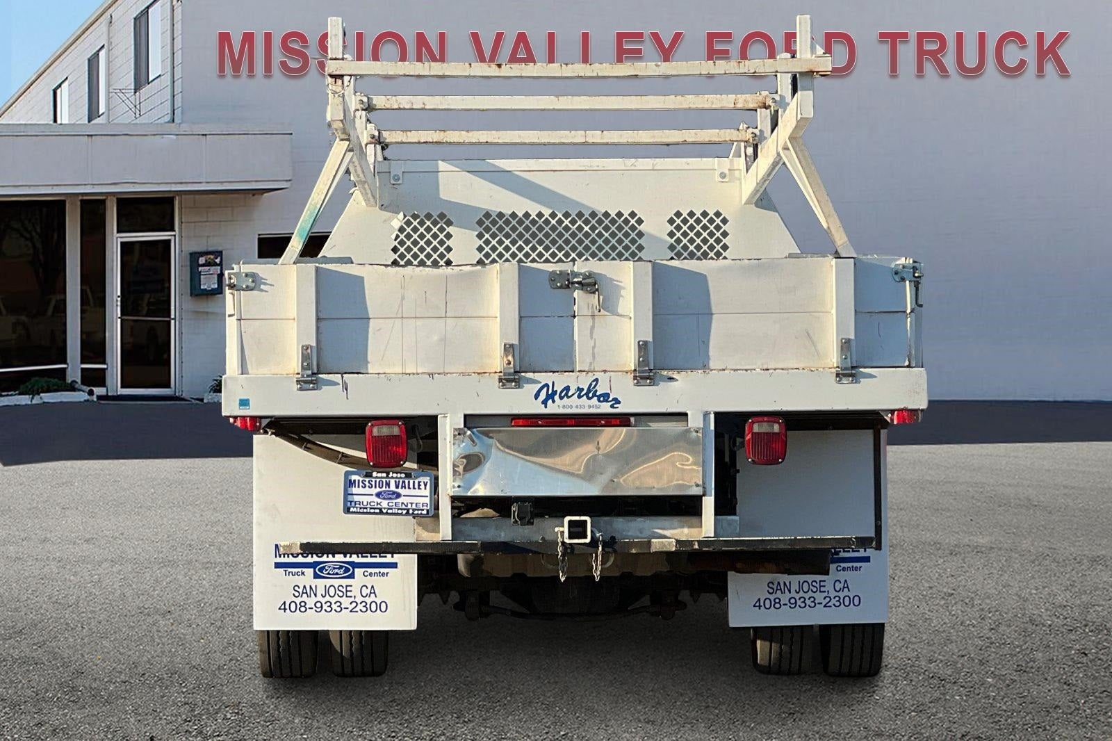 2017 Ford F-550SD XL Contractor Bed