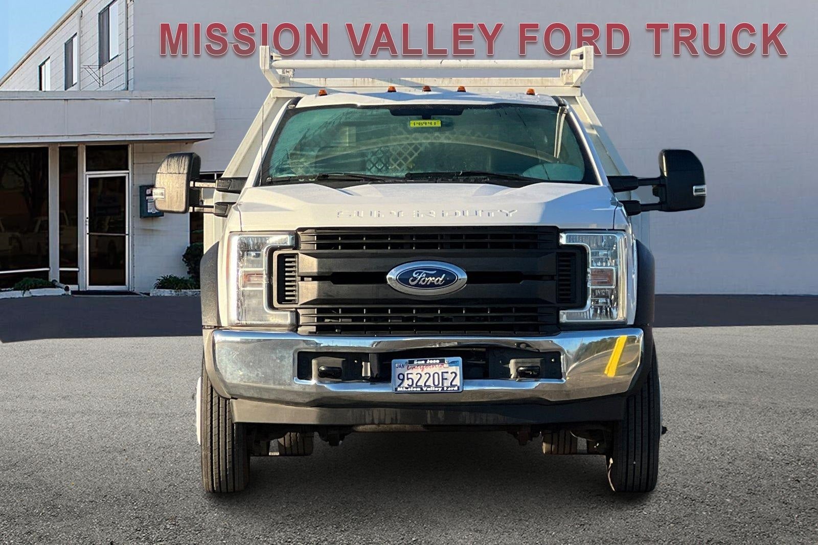 2017 Ford F-550SD XL Contractor Bed