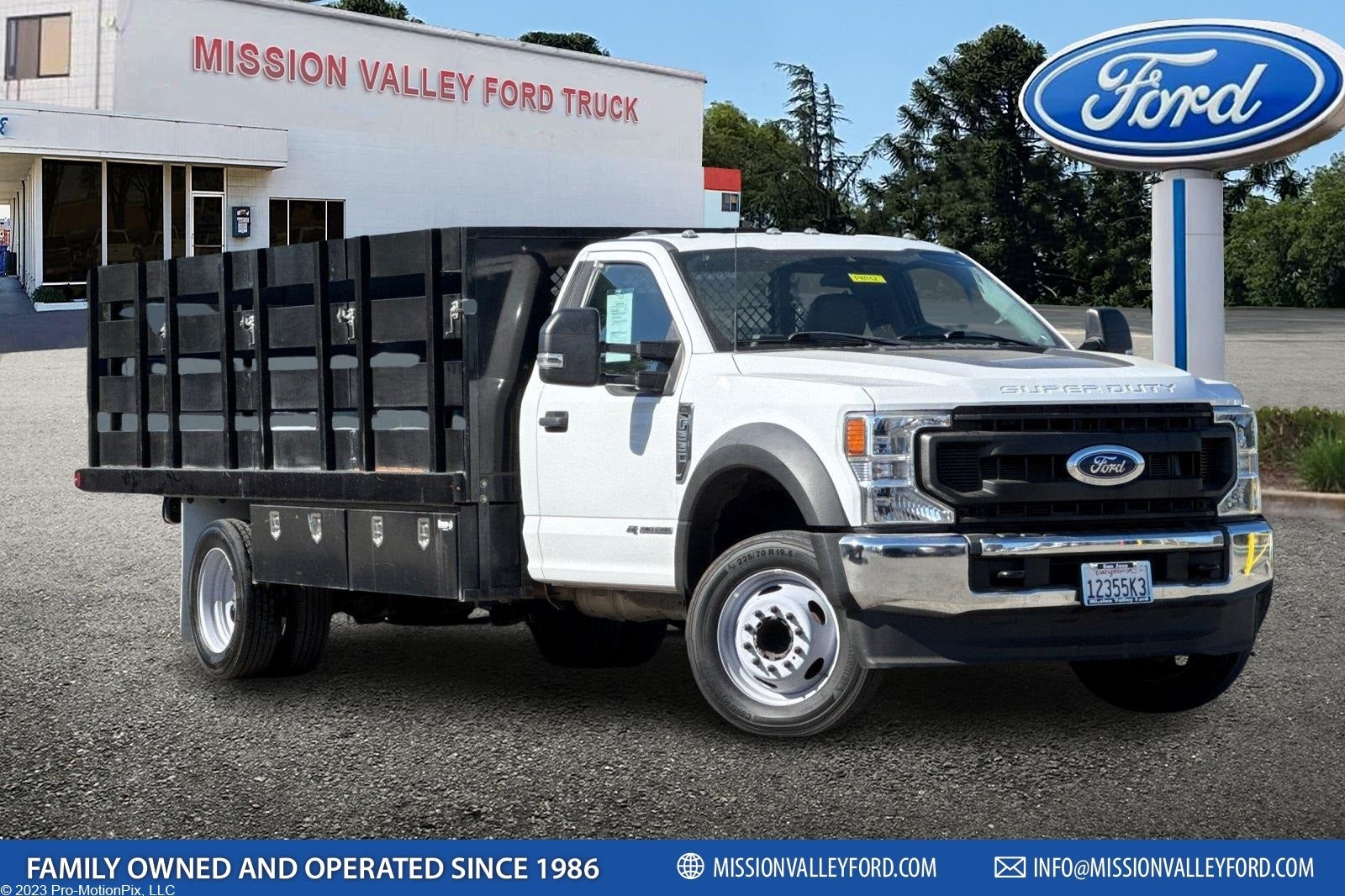2022 Ford F-550SD 16Ft Stakebed