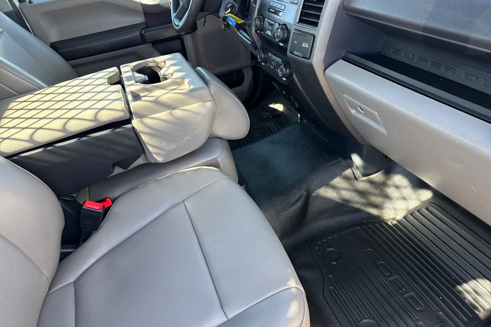 2022 Ford F-550SD 16Ft Stakebed