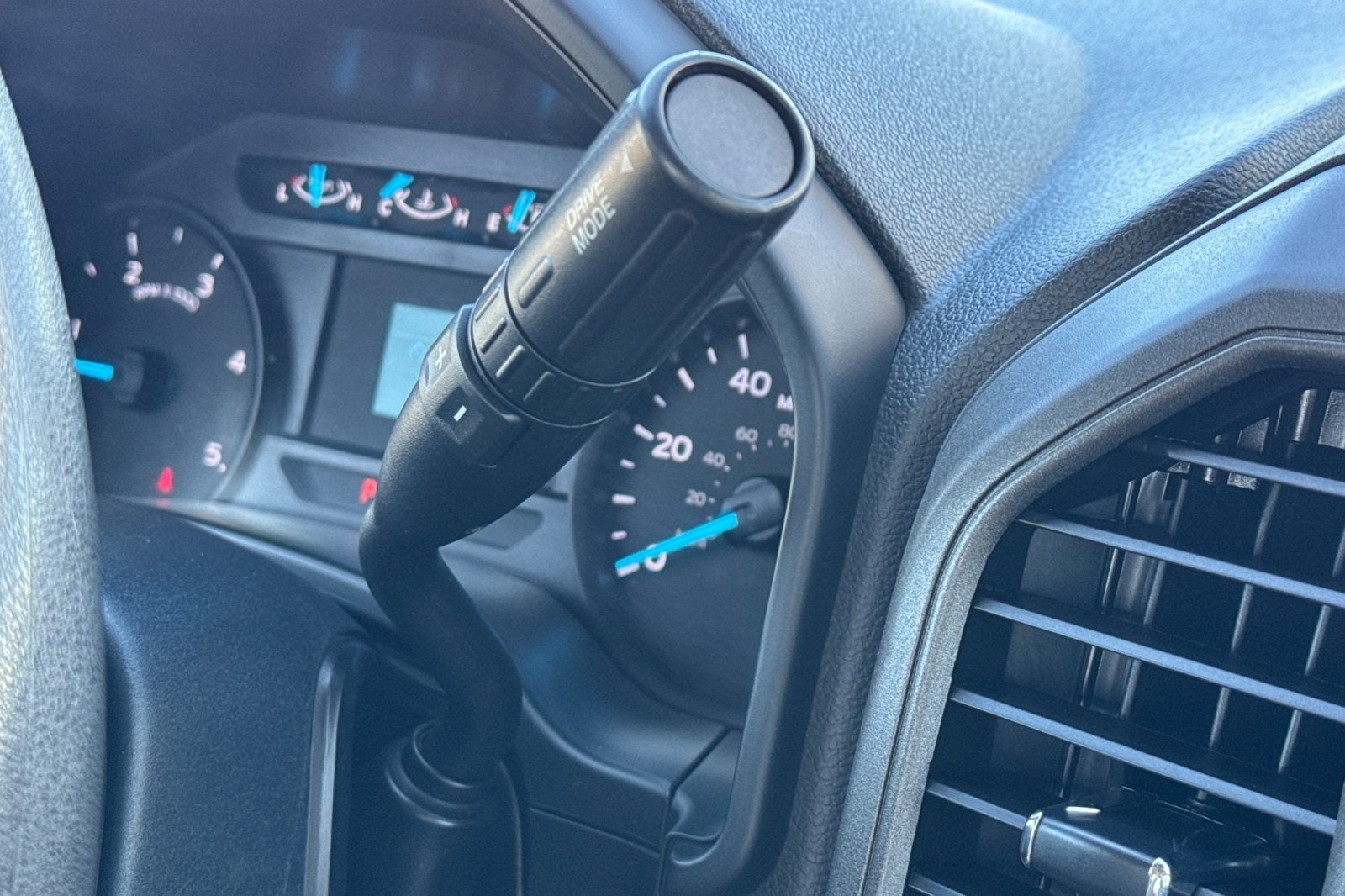 2022 Ford F-550SD 16Ft Stakebed