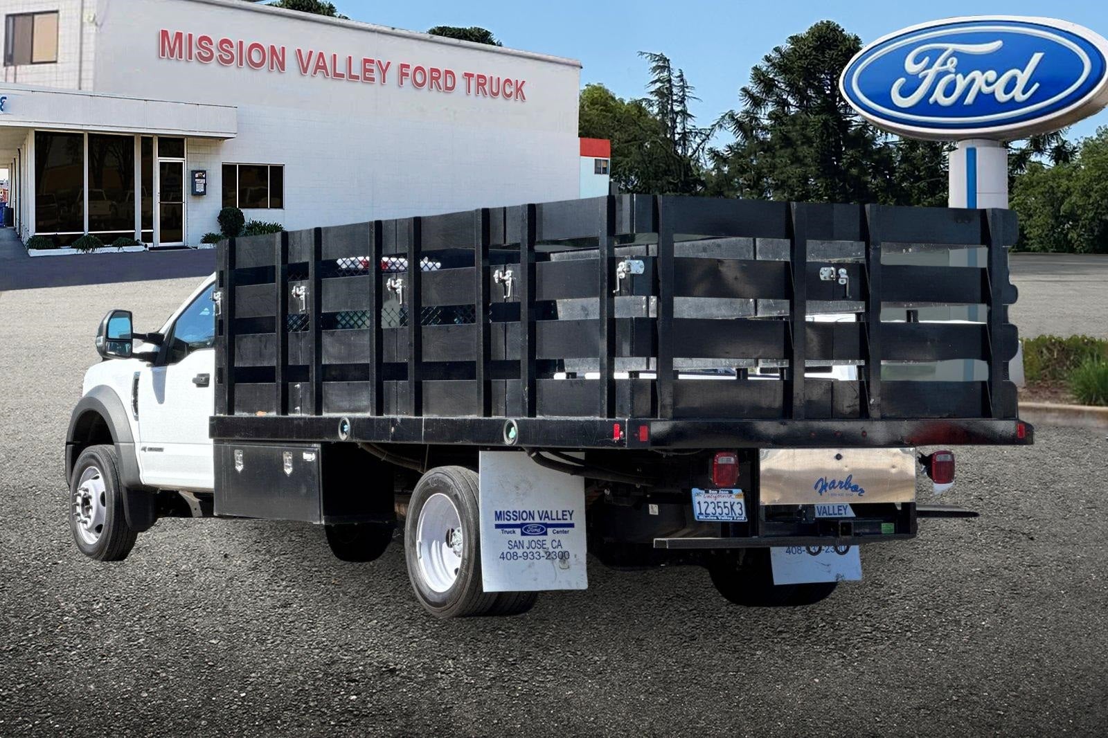 2022 Ford F-550SD 16Ft Stakebed