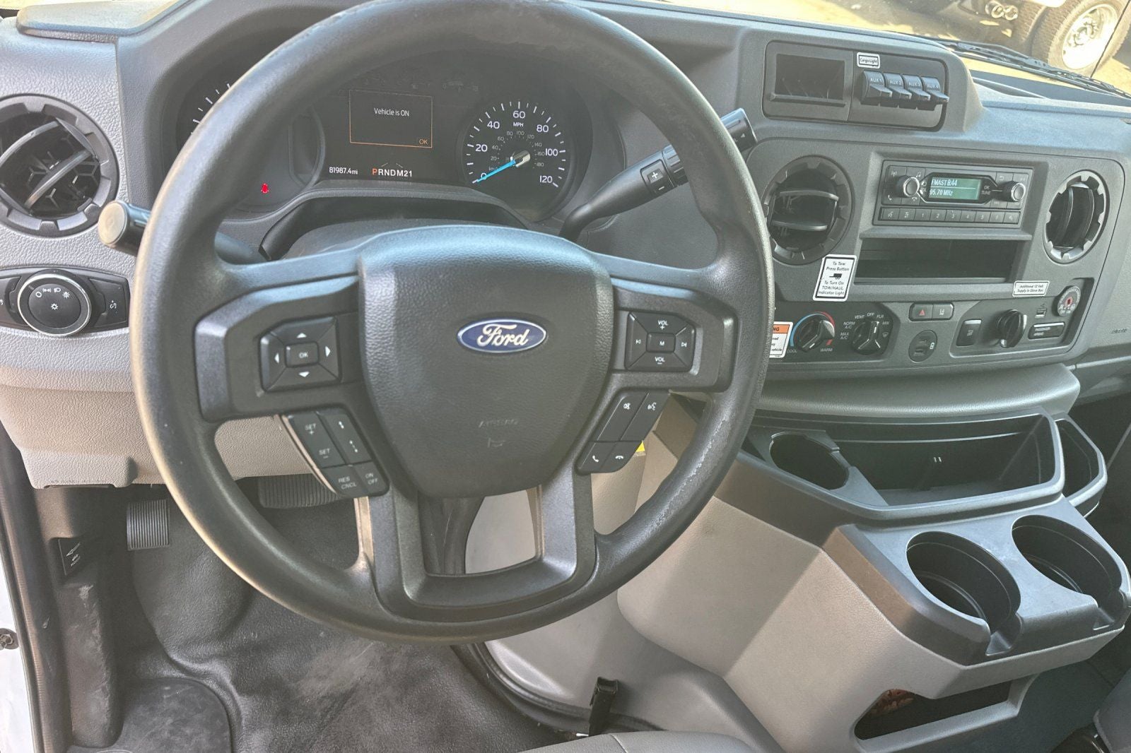 2022 Ford E-350SD Base Cutaway