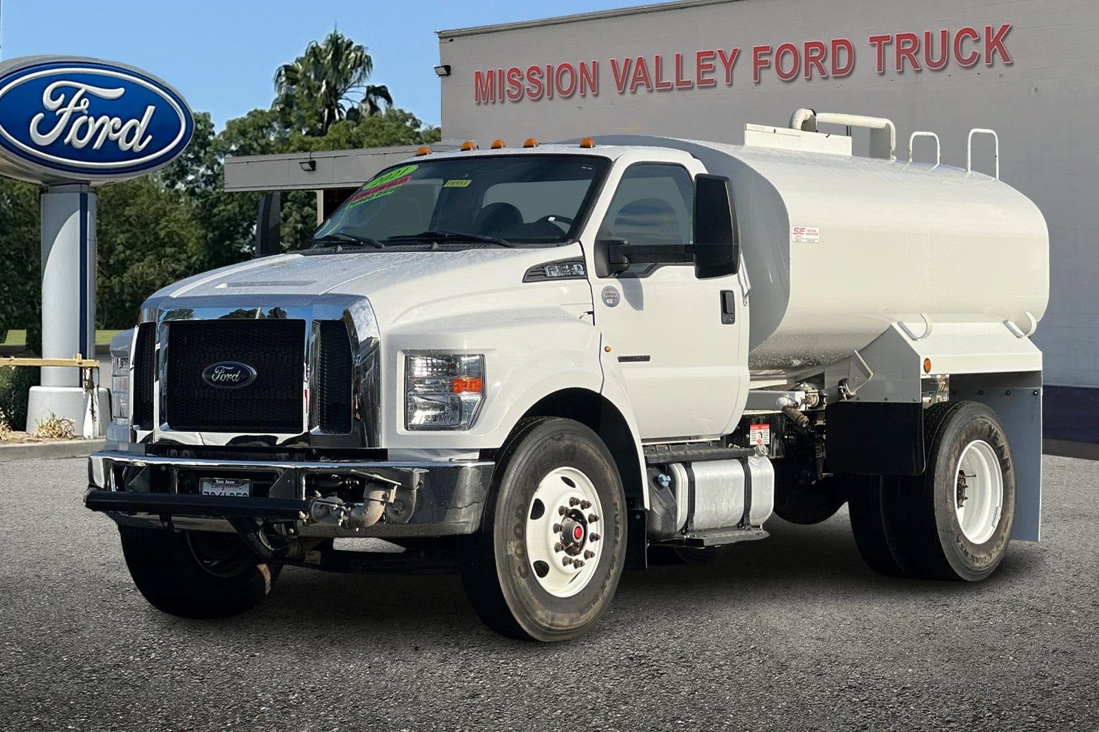 2021 Ford F-750SD Water Tuck w/Air Brakes