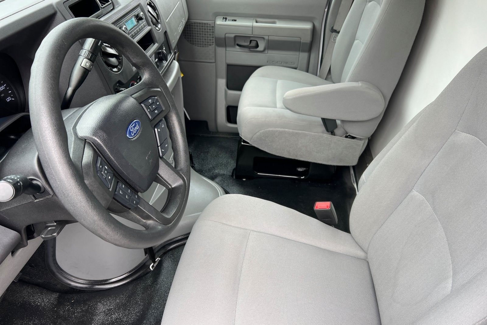 2021 Ford E-450SD 16Ft Box Truck