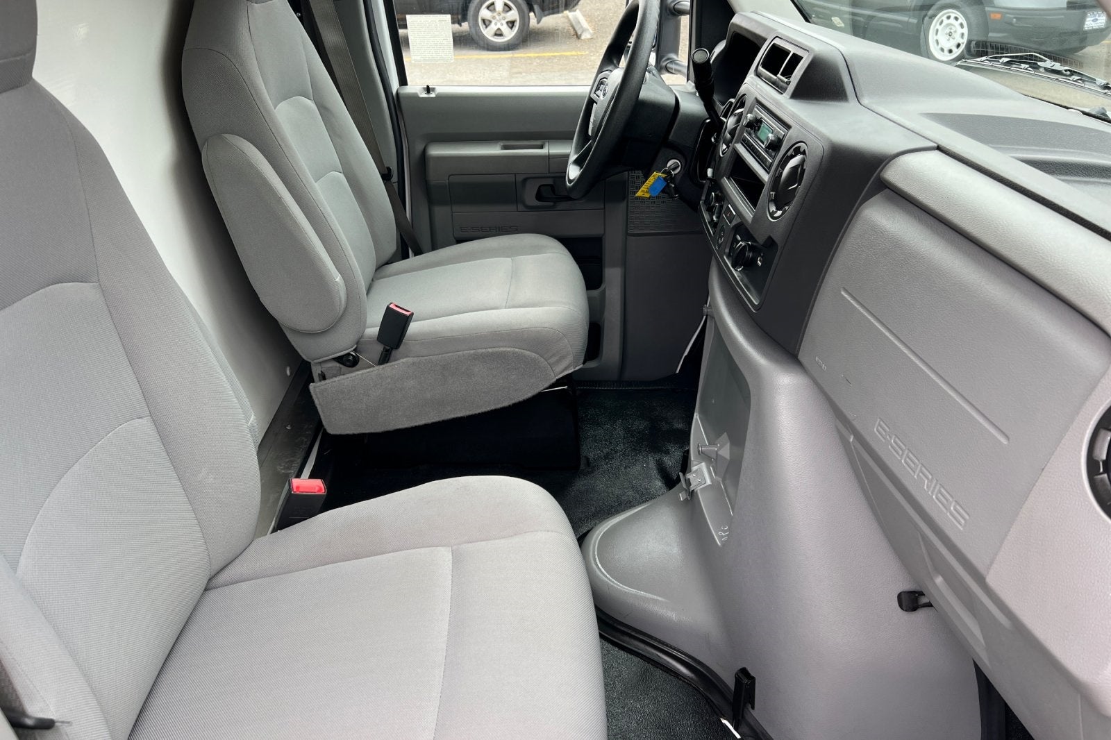 2021 Ford E-450SD 16Ft Box Truck