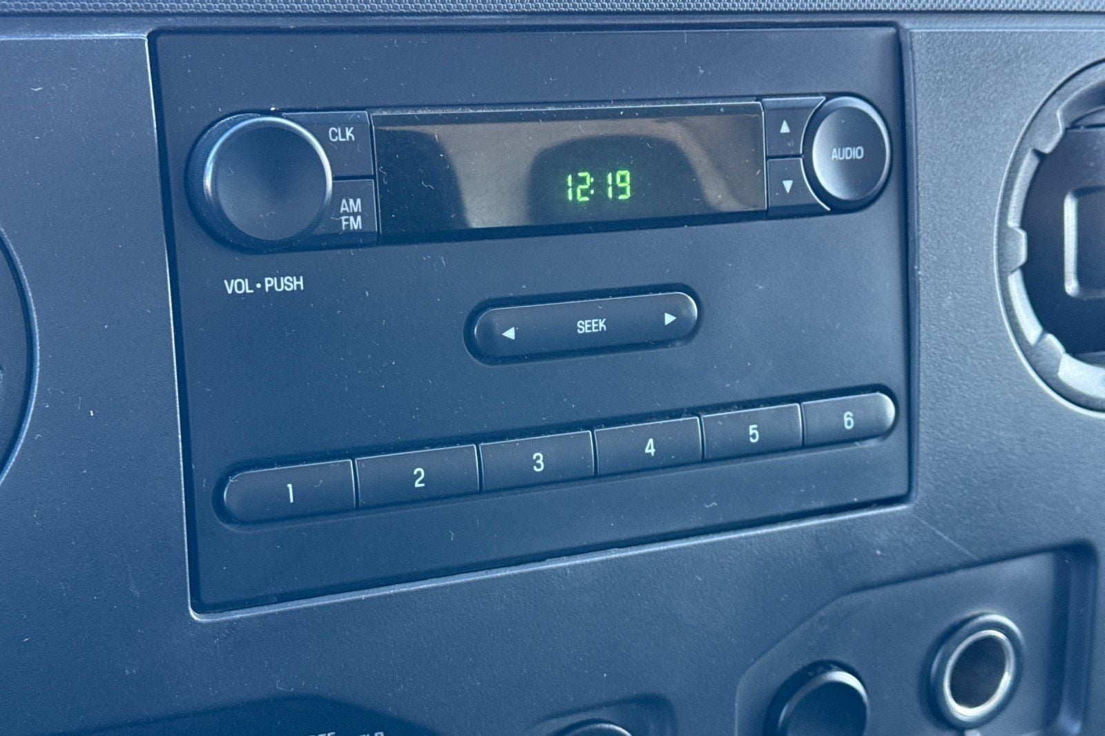 2019 Ford E-450SD Base 16' Box w/ Under Tuck Lift Gate