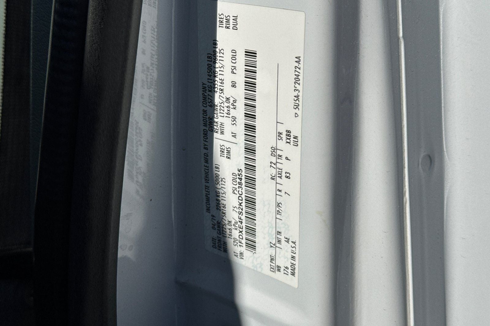 2019 Ford E-450SD Base 16' Box w/ Under Tuck Lift Gate