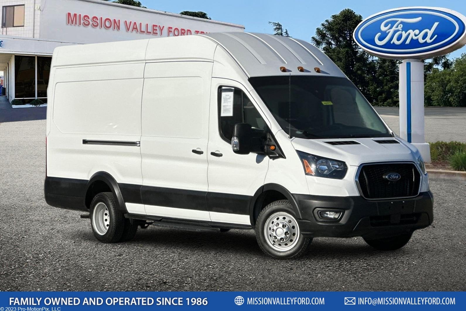 2022 Ford Transit-350 Base