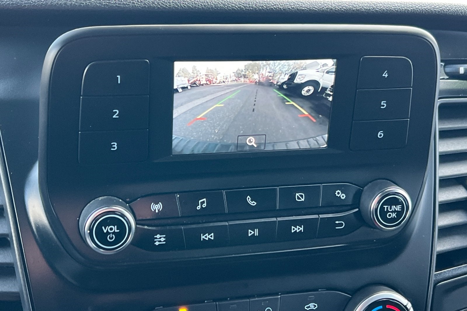 2024 Ford Transit-250 LR Cargo