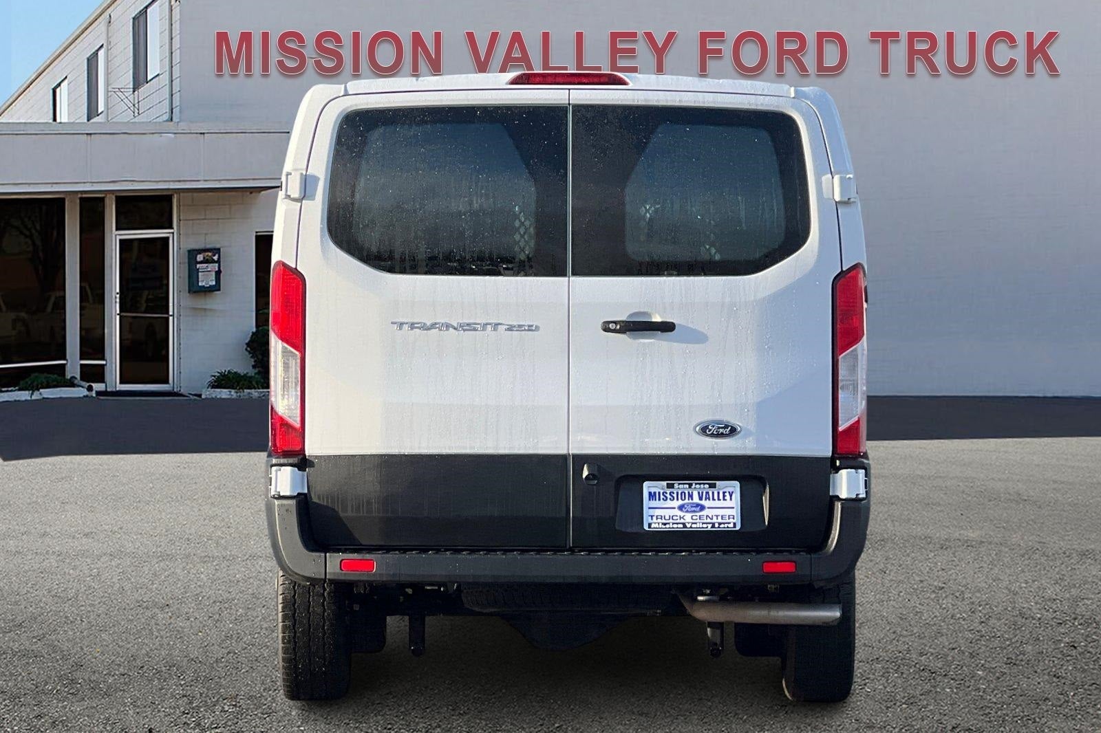 2024 Ford Transit-250 LR Cargo