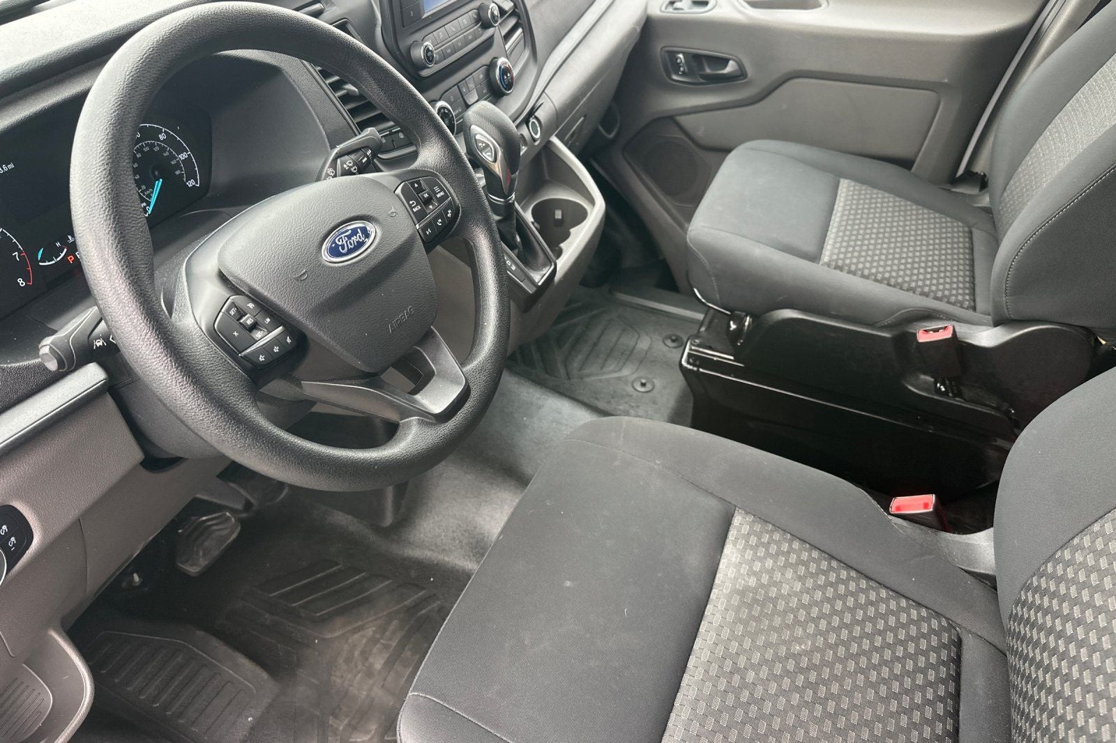 2025 Ford Transit-250 Base