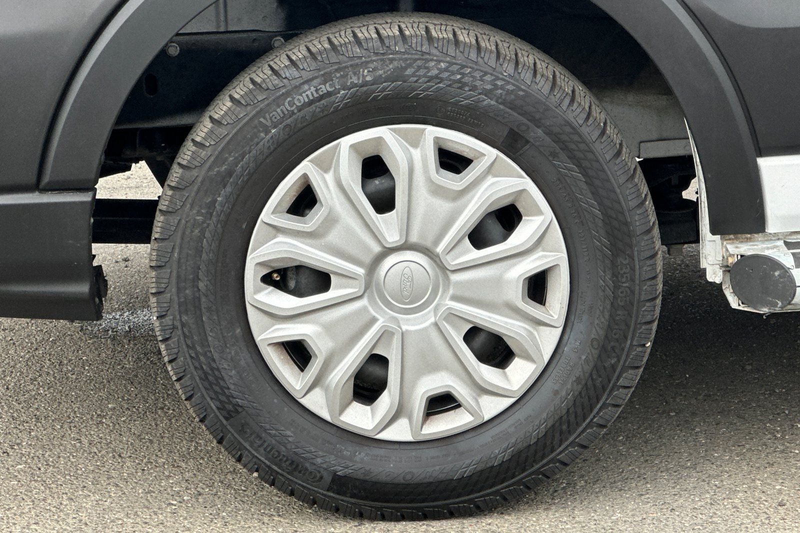 2025 Ford Transit-250 Base