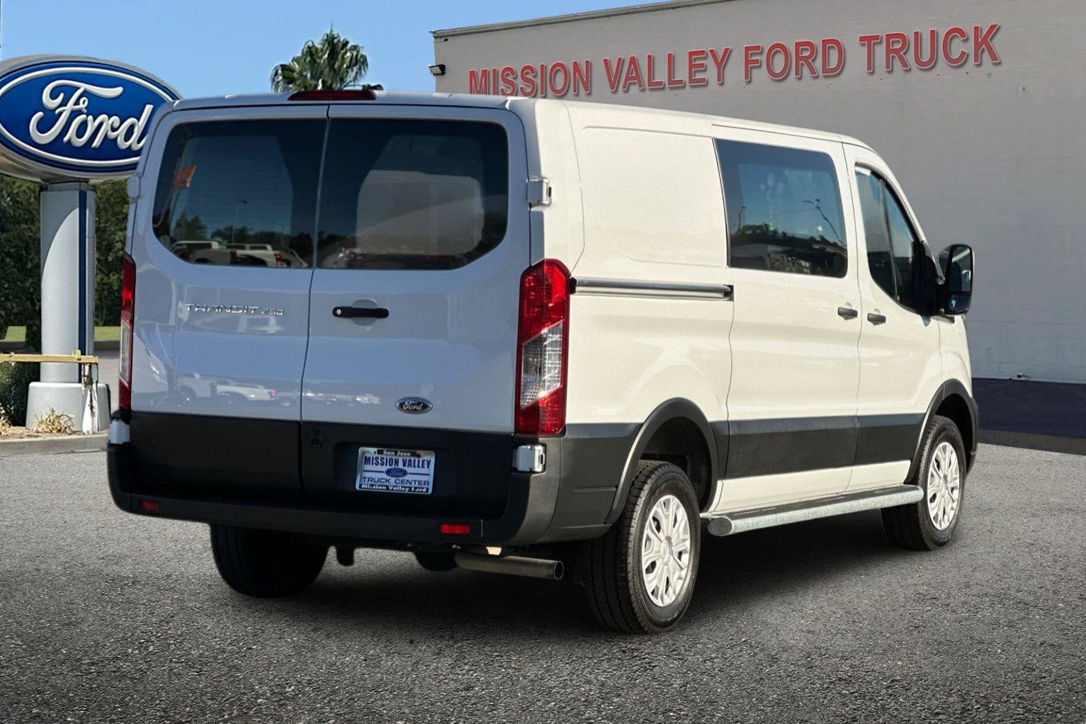 2025 Ford Transit-250 Base