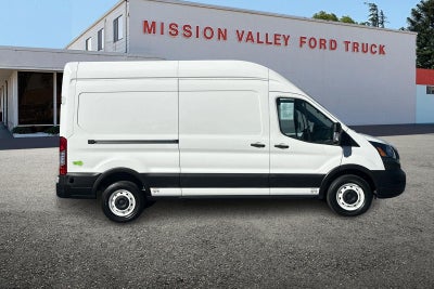 2022 Ford E-Transit-350 Base
