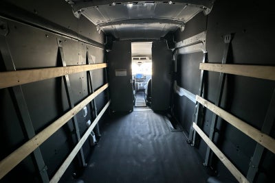 2022 Ford E-Transit-350 Base