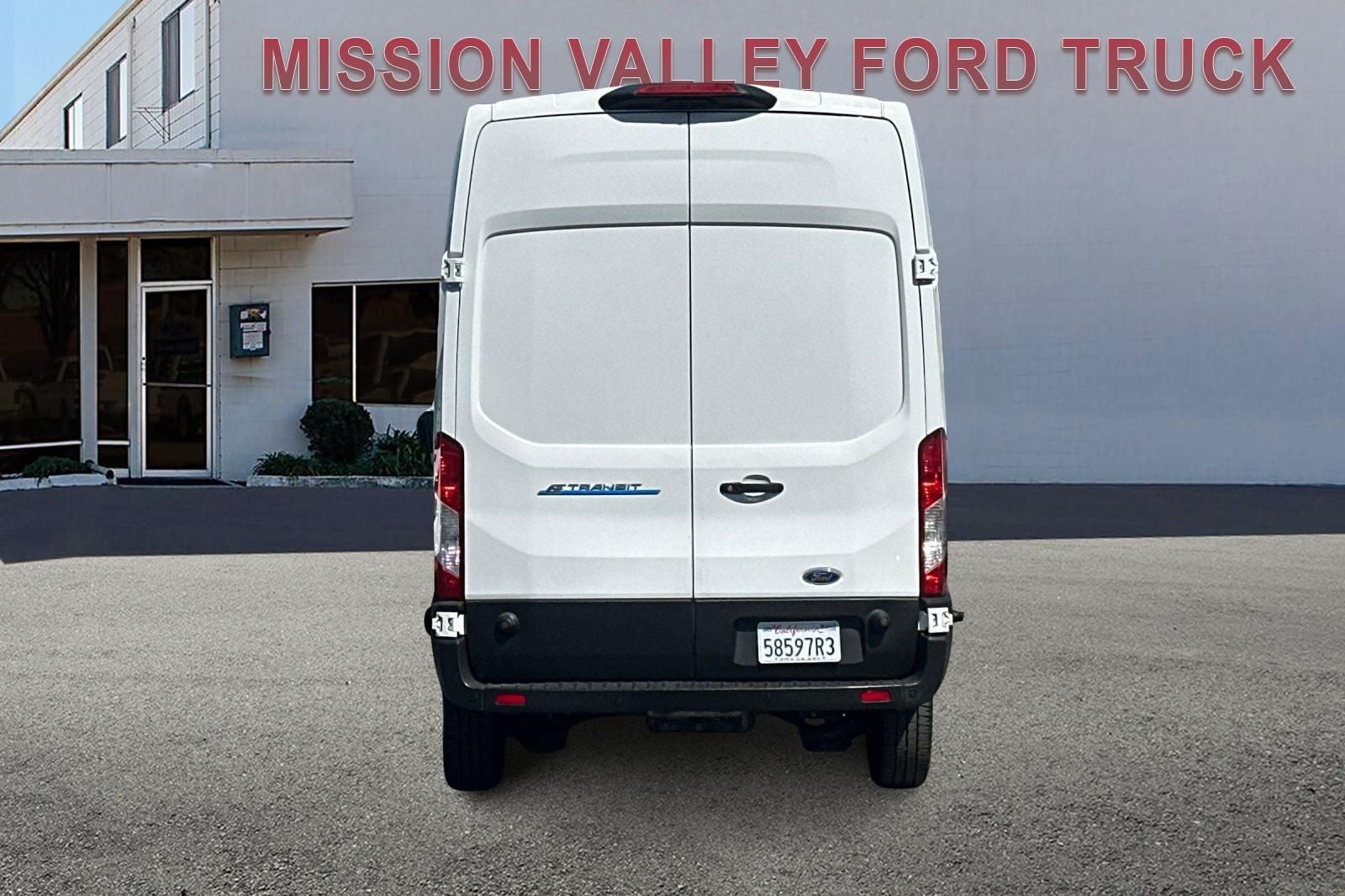 2022 Ford E-Transit-350 Base