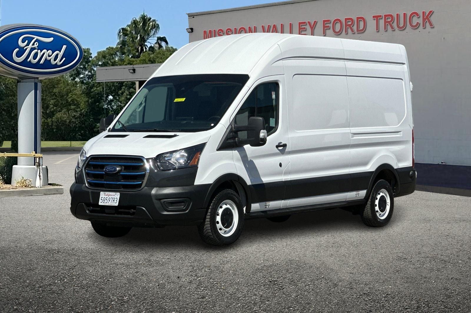 2022 Ford E-Transit-350 Base