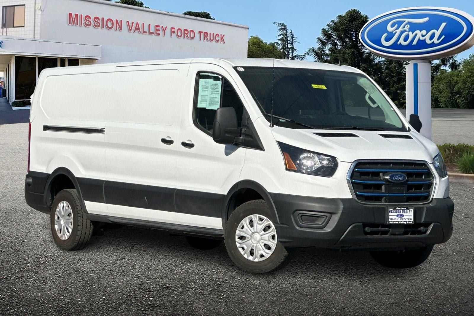 2022 Ford E-Transit-350 Base