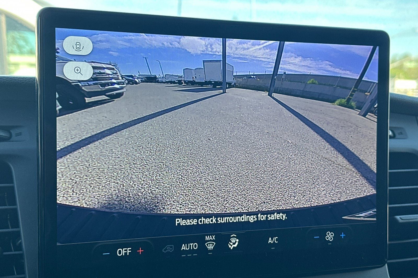 2022 Ford E-Transit-350 Base