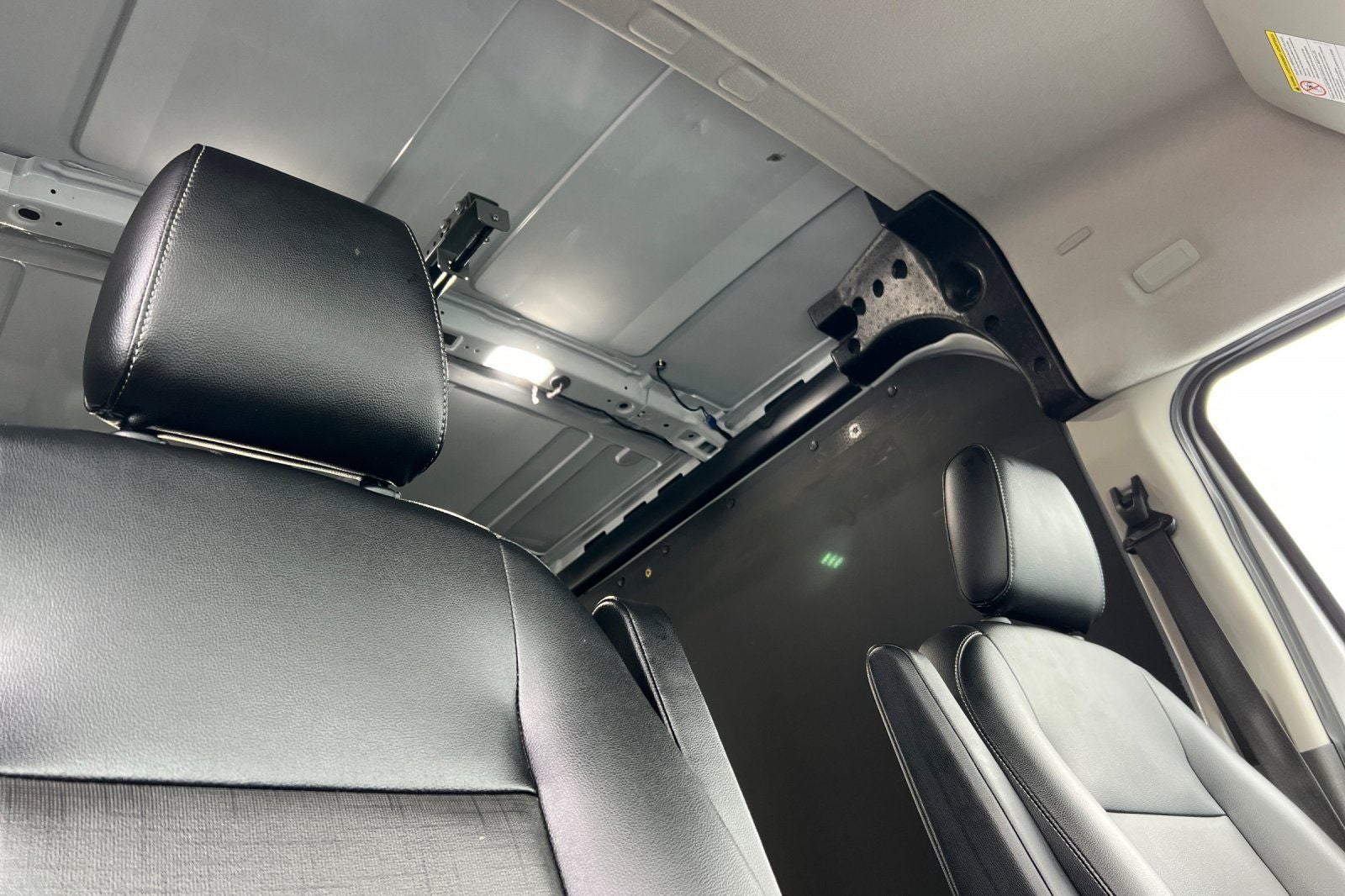 2023 Ford E-Transit-350 MR Cargo