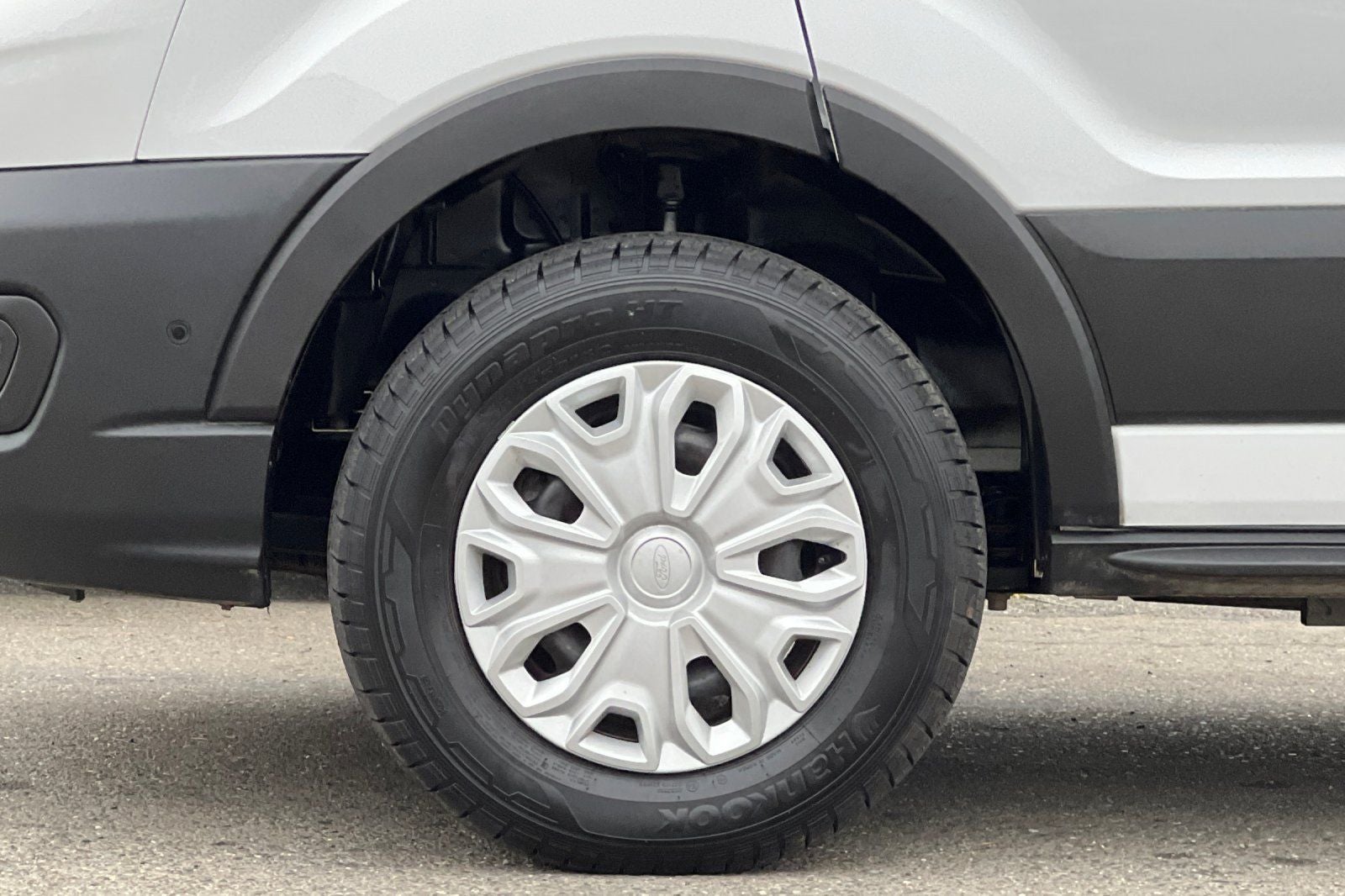 2023 Ford E-Transit-350 MR Cargo