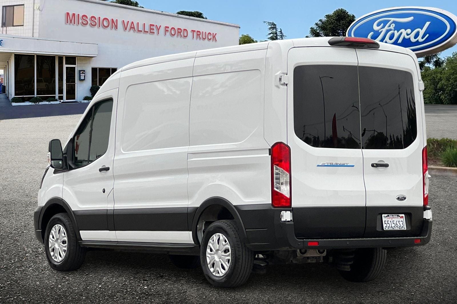 2023 Ford E-Transit-350 MR Cargo