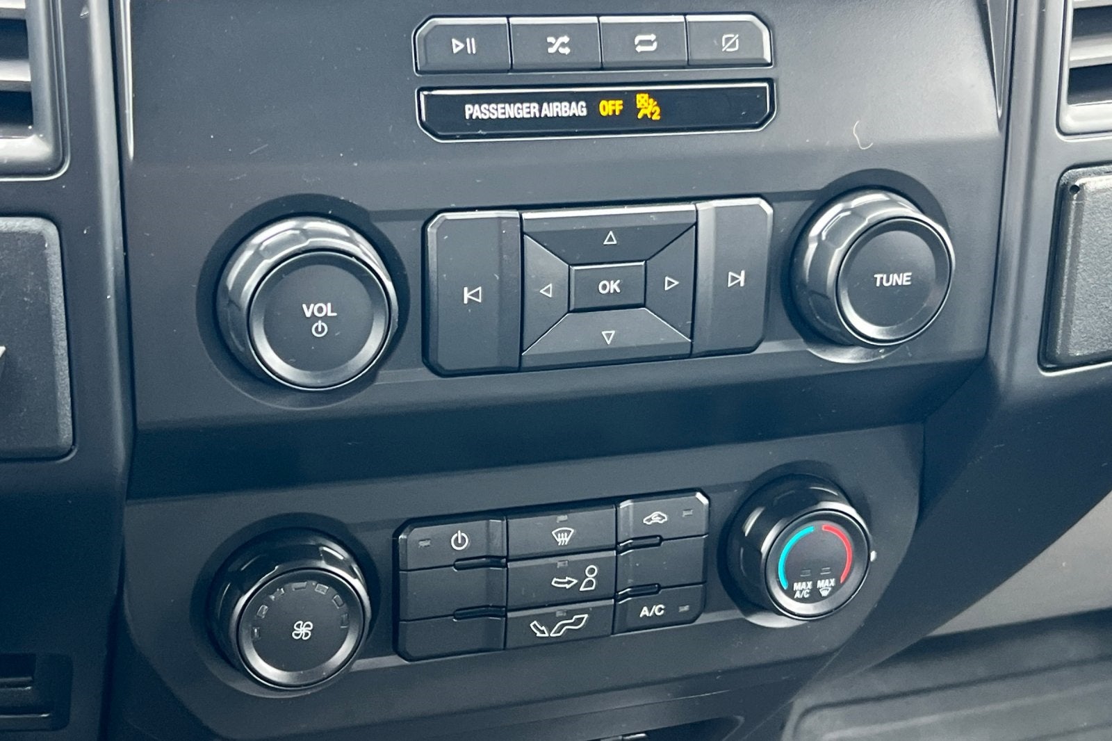 2019 Ford F-150 XL Tool Box's w/Lift