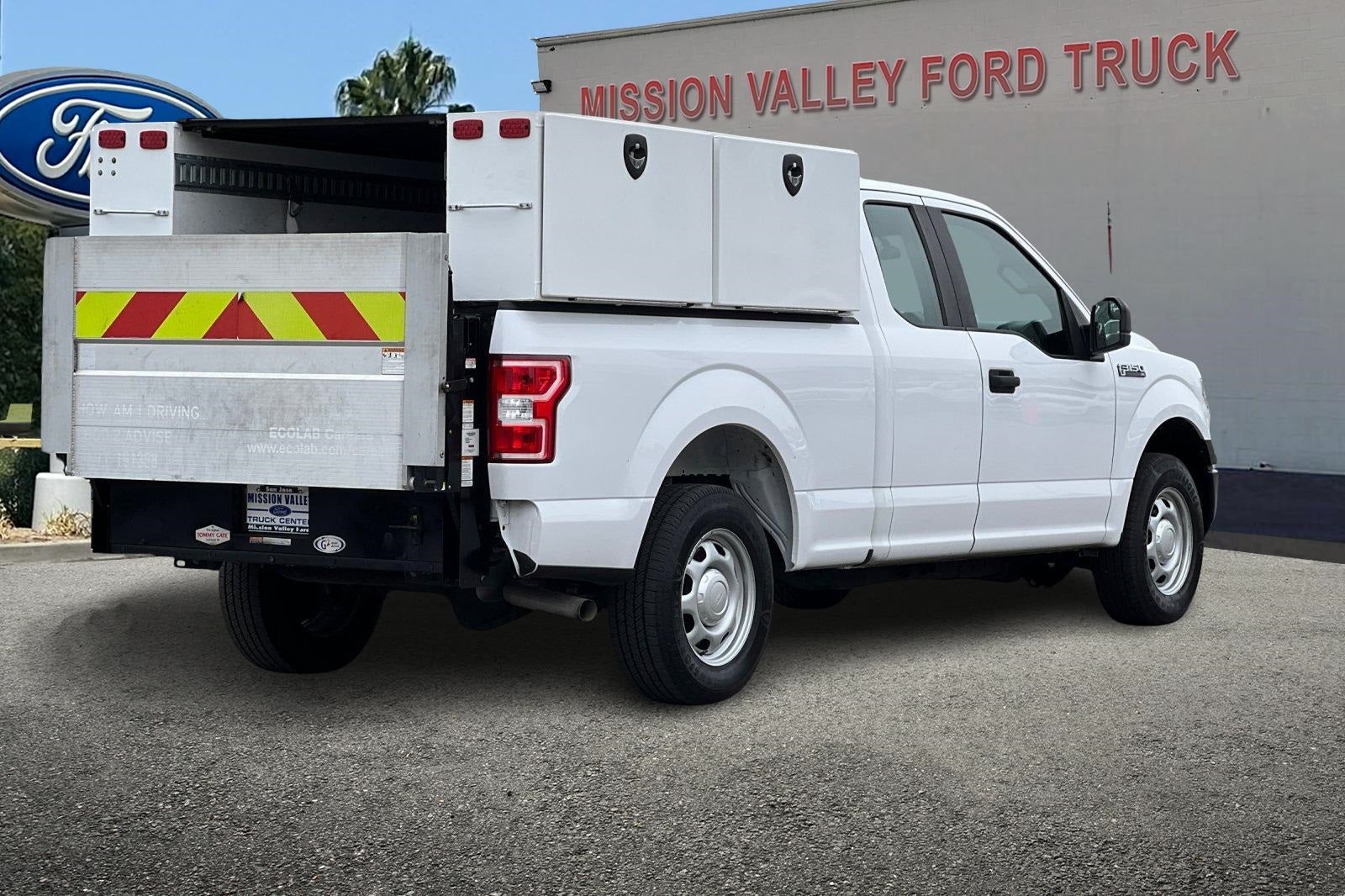 2019 Ford F-150 XL Tool Box's w/Lift